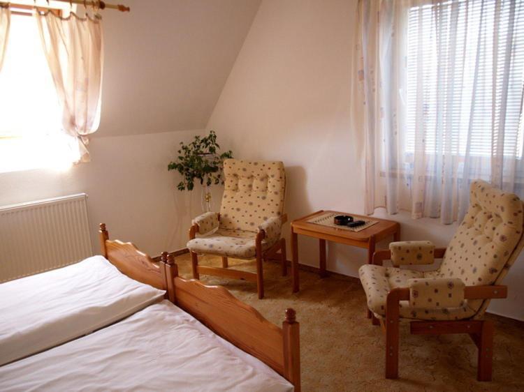 Hotel Solaster Garni Trebic Exterior foto
