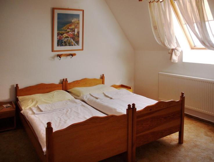 Hotel Solaster Garni Trebic Exterior foto
